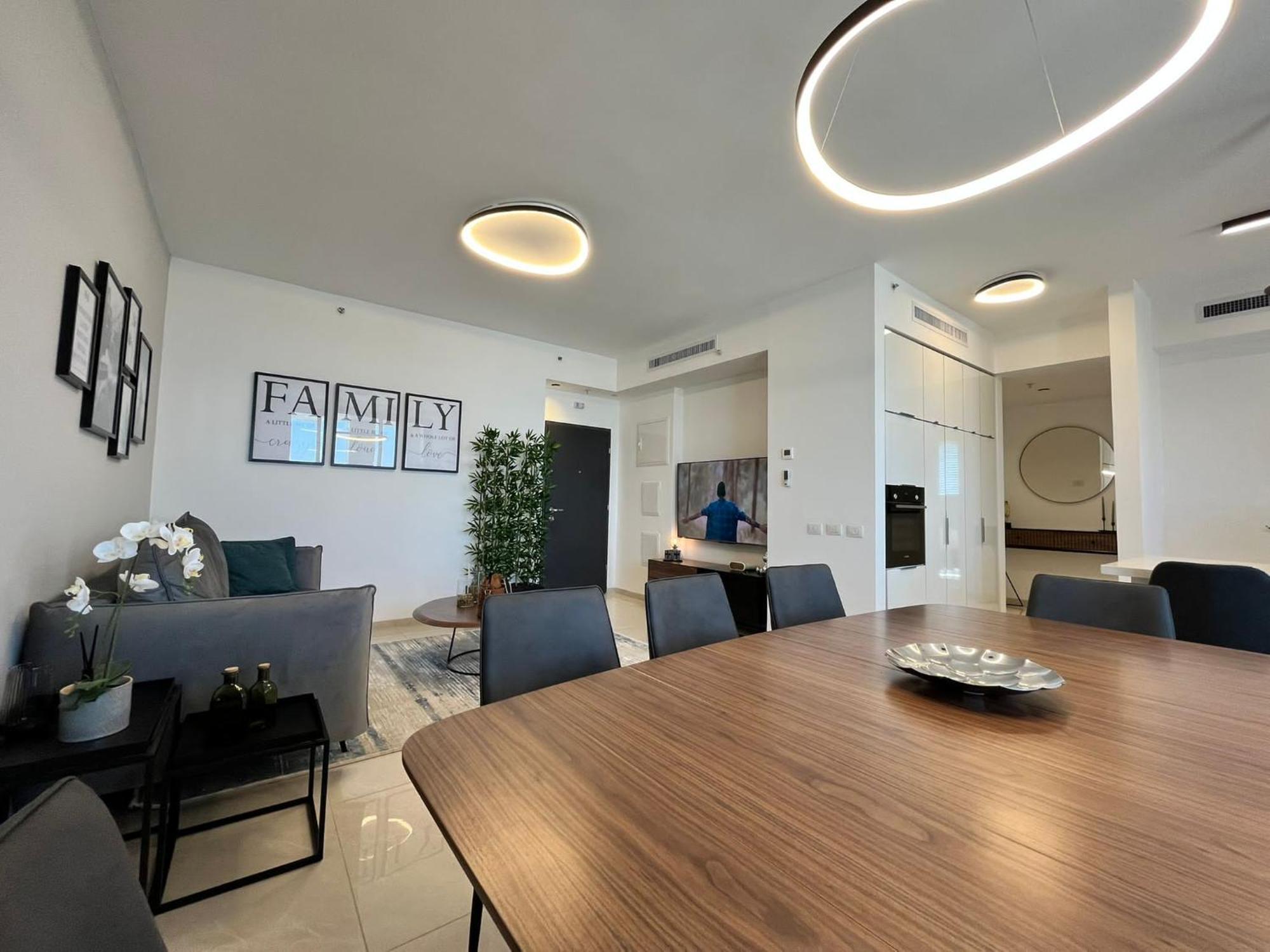 New Luxuries 3 bedroom apartment in J TOWER Jeruzalem Buitenkant foto